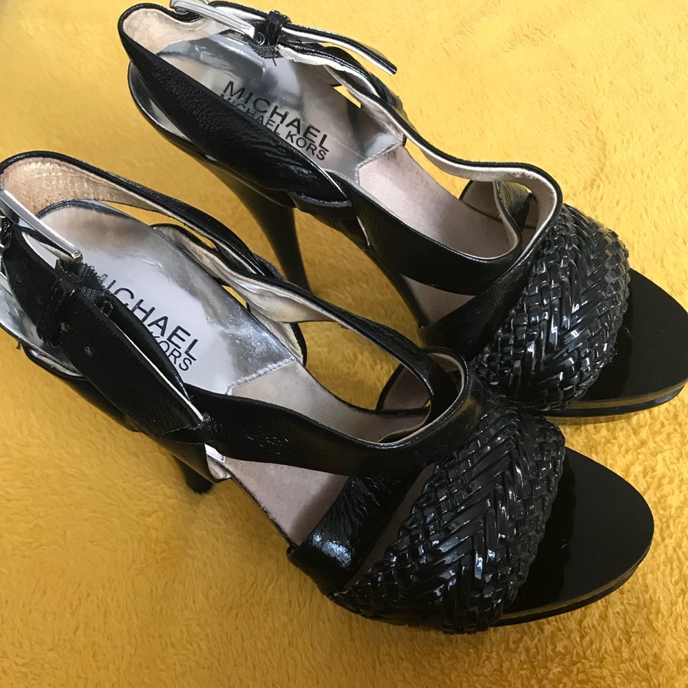 Micheal Kors Heels